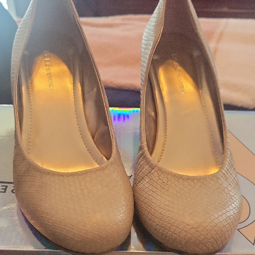 BCBGeneration Cream Wedge Heels Elegant Design